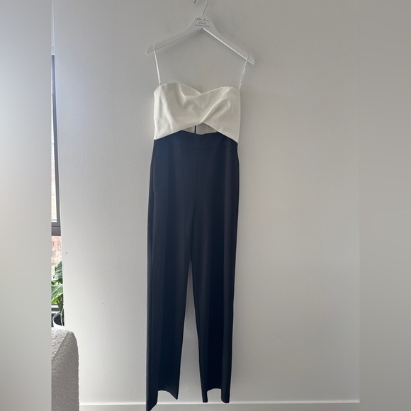 BLACK HALO Jada Black Jumpsuit 10 - Picture 6 of 10